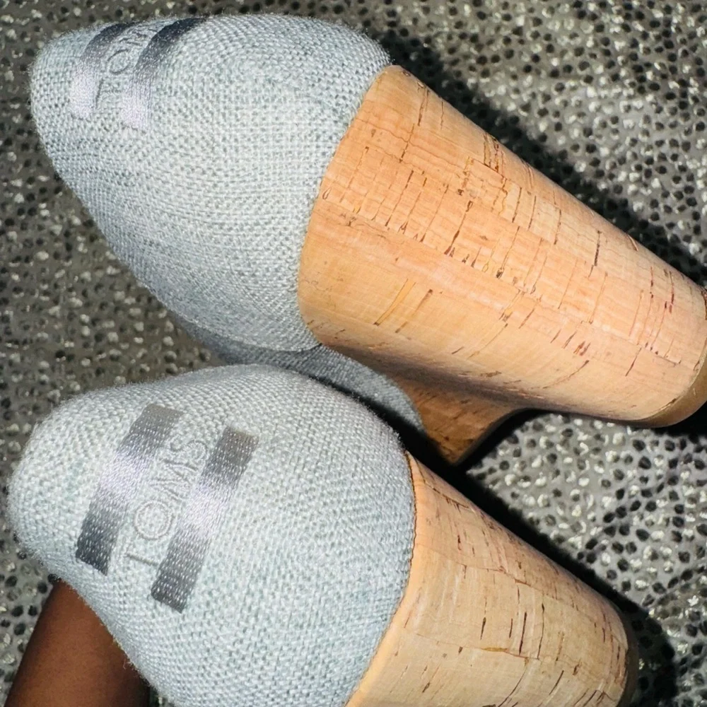 Toms Light Gray Wedge Peep-Toe Shoes